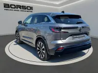 Usata Renault Austral Techno 130 CV (95 kW) 2023 Grigio SUV