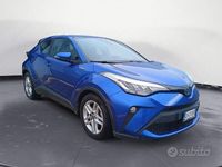 Usata Toyota C-HR Active 122 CV (89 kW) 2021 Blu SUV