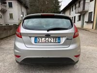 Usata Ford Fiesta 82 CV (60 kW) 2008 Grigio Utilitaria