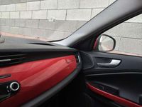 Usata Alfa Romeo Giulietta Distinctive 170 CV (125 kW) 2013 Rosso Berlina