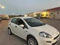 Usata Fiat Grande Punto 75 CV (55 kW) 2012 Bianco Utilitaria