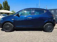 Usata Lancia Ypsilon Silver 69 CV (50 kW) 2022 Blu Utilitaria