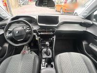 Usata Peugeot 208 Allure 101 CV (74 kW) 2025 Grigio Utilitaria