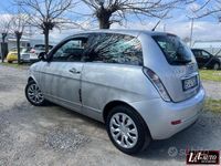 usata Lancia Ypsilon 1.2 8v Diva 69cv