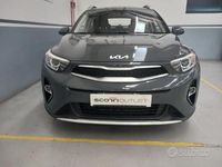 Begagnad Kia Stonic Urban 84 HK (61 kW) 2022 Grå SUV