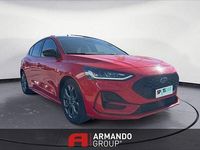 Begagnad Ford Focus ST-Line 125 HK (91 kW) 2023 Röd Halvkombi
