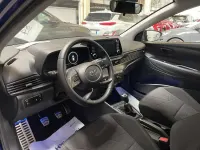 Käytetty Hyundai Bayon 84 HP (61 kW) 2022 Sininen Katumaasturi