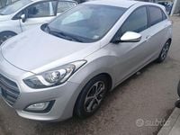 Usata Hyundai i30 110 CV (80 kW) 2016 Grigio Berlina