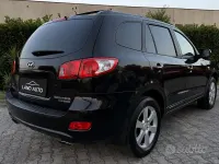 Usata Hyundai Santa Fe Dynamiq 155 CV (114 kW) 2010 Nero SUV