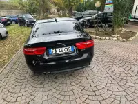 Usata Jaguar XE Business Edition 180 CV (132 kW) 2015 Nero Berlina