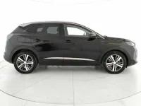 Usata Peugeot e-3008 Allure 164 kW (224 CV) 2021 Nero SUV