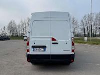 Usata Renault Master 150 CV (110 kW) 2023 Bianco puro Monovolume