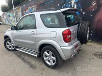 Usata Toyota RAV4 150 CV (110 kW) 2005 Grigio SUV