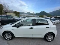 Usata Fiat Punto Easy 75 CV (55 kW) 2013 Bianco Utilitaria