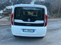 Usata Fiat Doblò 120 CV (88 kW) 2015 Bianco Monovolume