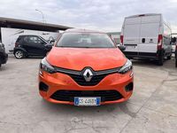 Usata Renault Clio V Equilibre 67 CV (49 kW) 2023 Arancione Berlina