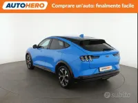 Usata Ford Mustang Mach-E Standard Range 124 kW (169 CV) 2022 Bluazzurro SUV