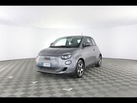 Usata Fiat 500e Passion 86 kW (118 CV) 2021 Grigio colosseo Berlina