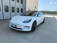 Usata Tesla Model 3 Performance 155 kW (211 CV) 2021 Bianco Berlina