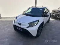 Usata Toyota Aygo X Lounge 72 CV (52 kW) 2023 Bianco SUV