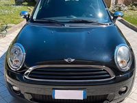 Begagnad Mini ONE 75 HK (55 kW) 2010 Svart Halvkombi