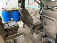 Usata Chrysler Voyager 143 CV (105 kW) 2003 Nero Monovolume