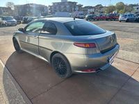 Usata Alfa Romeo GT Progression 140 CV (102 kW) 2005 Grigio scuro Coupé