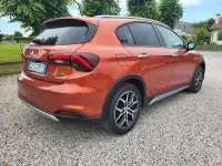 Usata Fiat Tipo Cross 100 CV (73 kW) 2021 Arancione Berlina