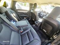 Usata Volvo V90 197 CV (144 kW) 2024 Grigio Station wagon