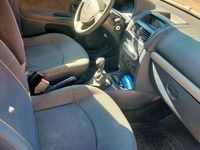 Usata Renault Clio II 54 CV (39 kW) 2004 Blu Berlina
