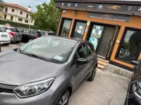 Usata Renault Captur Life 90 CV (66 kW) 2018 Grigio SUV