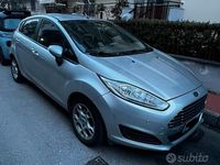 Usata Ford Fiesta 75 CV (55 kW) 2014 Grigio Berlina