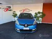 Usata Renault Scénic 110 CV (80 kW) 2014 Bluazzurro Monovolume