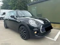 Usata Mini Cooper D 116 CV (85 kW) 2018 Nero Utilitaria