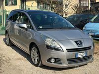 Usata Peugeot 5008 Allure 115 CV (84 kW) 2012 Bianco Monovolume