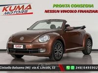 Usata VW Beetle Cabriolet Allstar 105 CV (77 kW) 2016 Dark bronze met. cod. "b8q" Cabrio