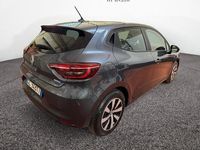 Begagnad Renault Clio V Zen 140 HK (102 kW) 2023 Grå Halvkombi