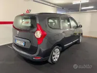 Usata Dacia Lodgy Lauréate 116 CV (85 kW) 2013 Grigio Monovolume