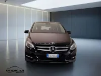 Usata Mercedes B200 136 CV (100 kW) 2019 Nero Utilitaria