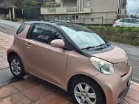 Usata Toyota iQ 68 CV (50 kW) 2012 Rosso Utilitaria