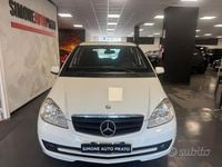 Usata Mercedes A180 Avantgarde 109 CV (80 kW) 2011 Bianco Berlina