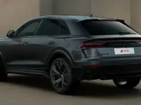 Usata Audi Q8 Ambiente 600 CV (441 kW) 2023 Grigio daytona perla SUV