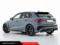 Usata Audi RS3 Sportback Comfort 400 CV (294 kW) 2023 Grigio kemora metallizzato Utilitaria