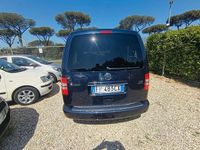 Usata VW Caddy Highline 102 CV (75 kW) 2012 Blu Monovolume