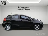 Usata Kia Rio City 83 CV (61 kW) 2016 Nero Utilitaria