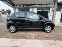 Usata Toyota Aygo 68 CV (50 kW) 2010 Nero Utilitaria