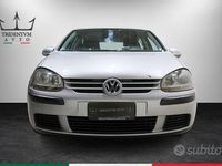 Usata VW Golf IV Sportline 116 CV (85 kW) 2005 Grigio Berlina