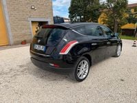 Usata Lancia Delta 120 CV (88 kW) 2009 Nero Utilitaria