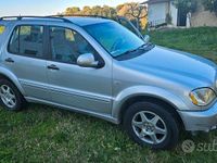 Usata Mercedes ML270 2001 Grigio SUV