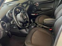 Begagnad Mini Cooper D Hype 116 HK (85 kW) 2019 Silver Halvkombi